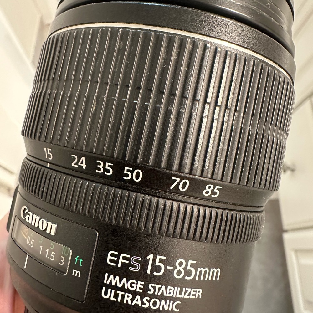 Canon Black Camera Lens EFS 15-85mm